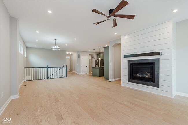 Building Photo - 15099 Covebrook Ln