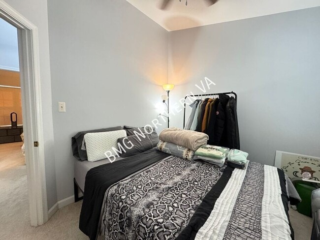 Building Photo - 6118 Rocky Way Ct