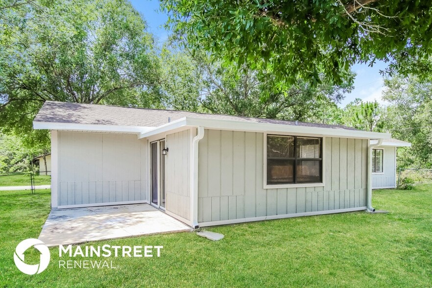 Building Photo - 811 Airport Ave SE