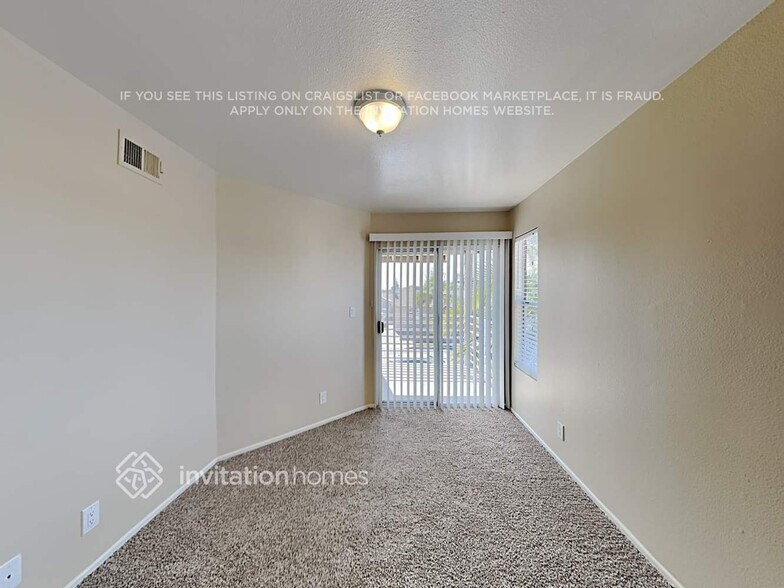 Building Photo - 13405 Bixler Ave