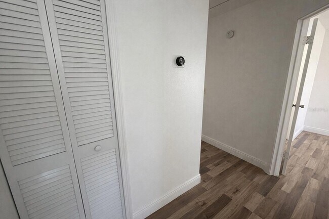 Building Photo - 2428 Summerfield Pl