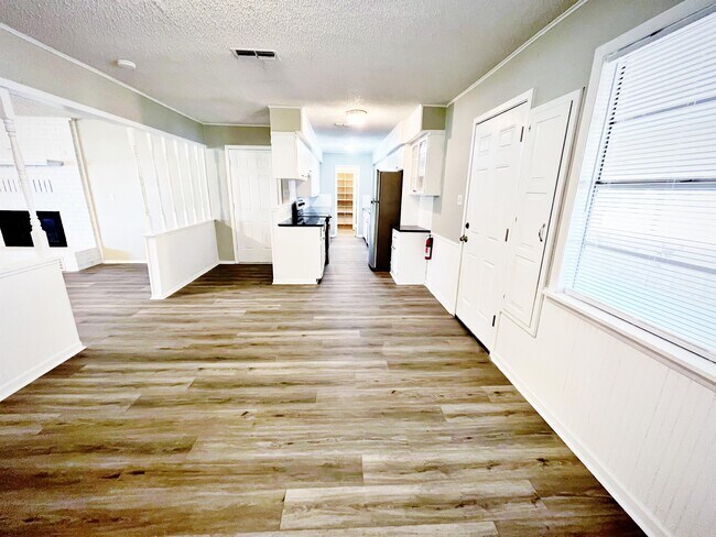Building Photo - 16943 FM2964