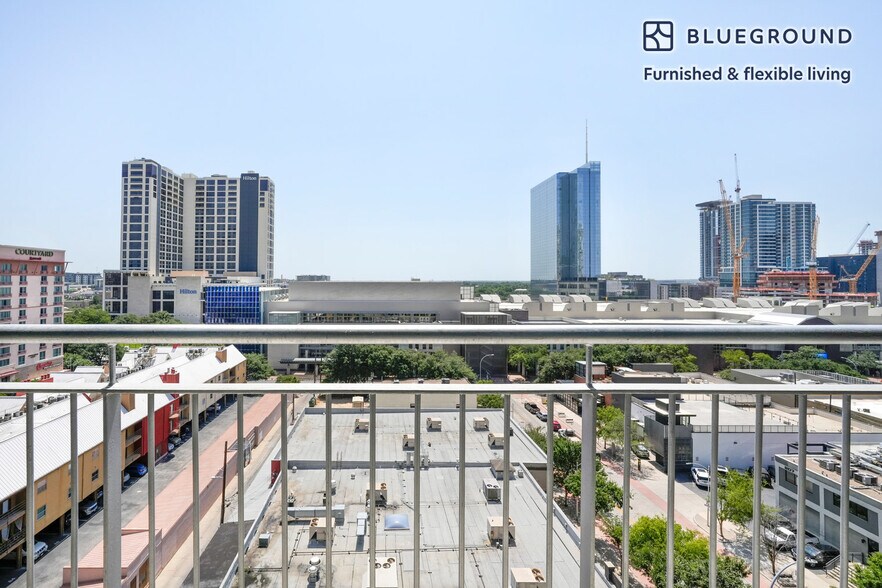 Building Photo - 301 Brazos St