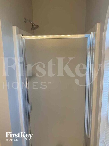 Building Photo - 1104 Wesson Ct