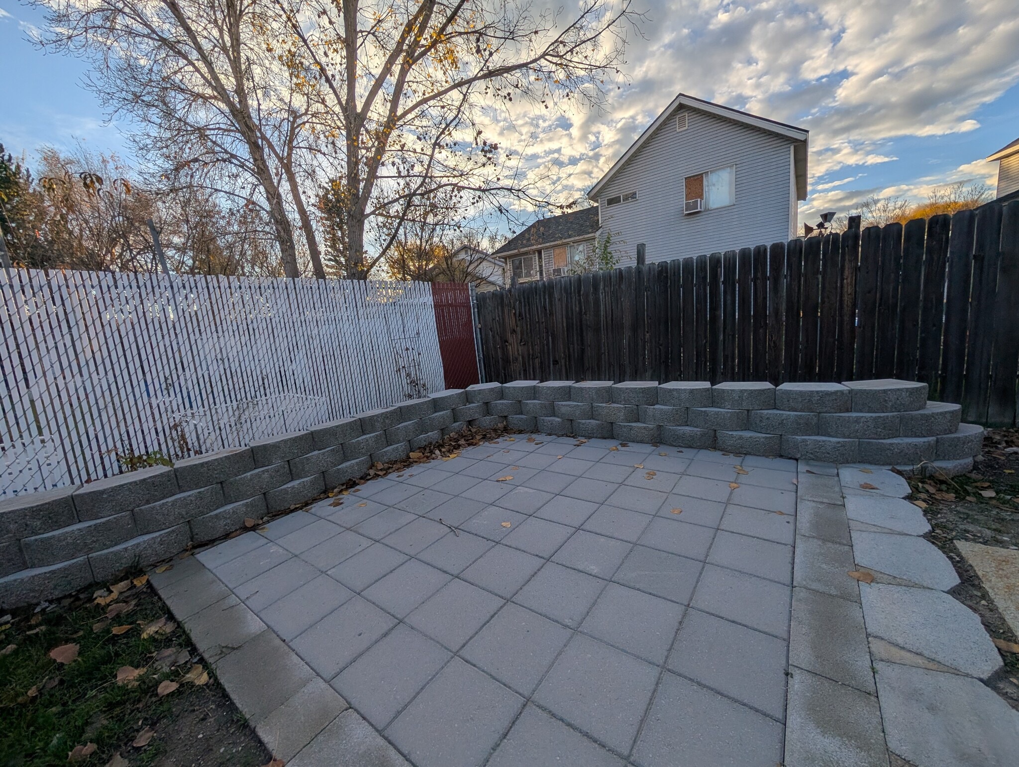 Building Photo - 618 S Jake Garn Blvd