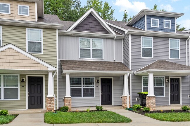 Building Photo - 254 Woodland Vly Ln