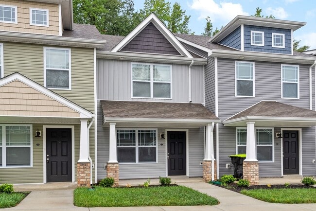 Building Photo - Pet Friendly Two Bedroom!