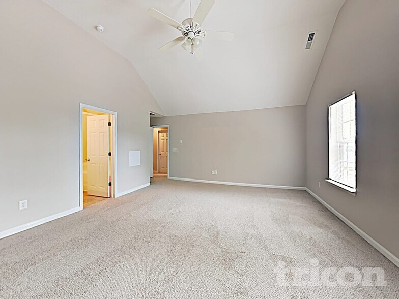 Building Photo - 2303 Cilantro Way