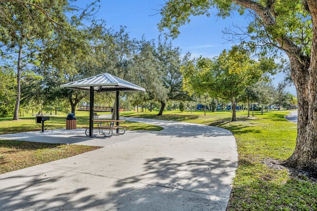 Building Photo - Wonderful Renovated home in ORLANDO