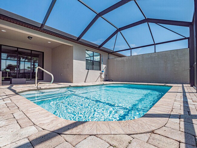 Building Photo - 5163 Longhorn Dr