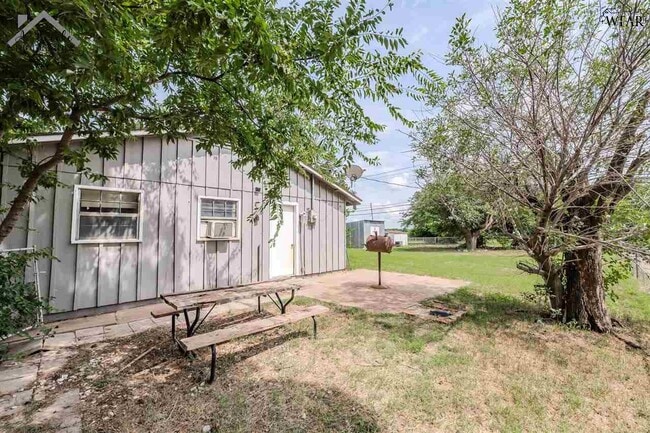 Building Photo - 5017 Kingston Dr