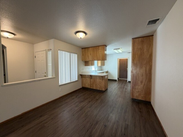 Building Photo - 1332 Glenbrook Way