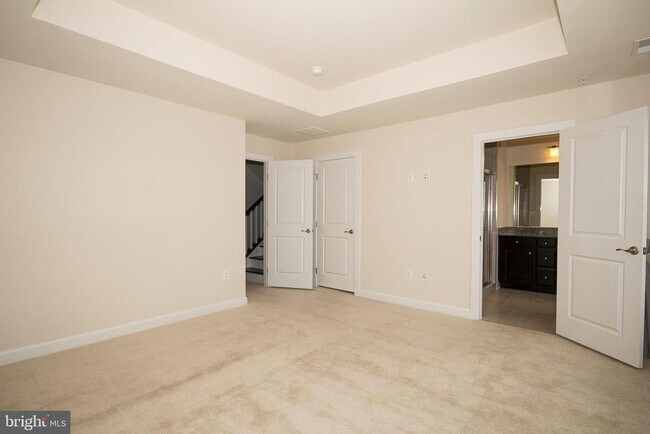 Building Photo - 2912 Middleham Ct