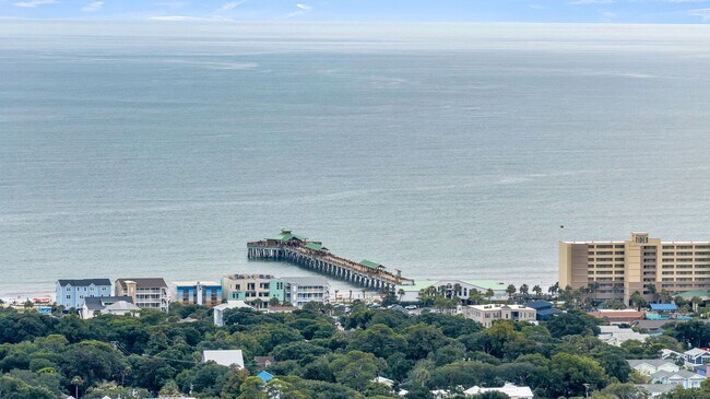 Building Photo - Coastal Living in the Heart of Folly Beach