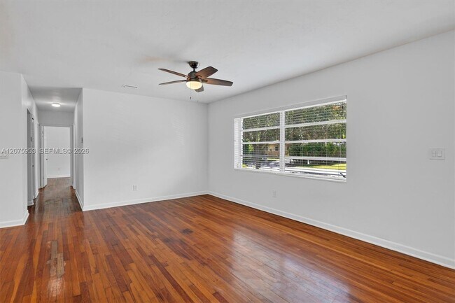 Building Photo - 6629 SW 65th St