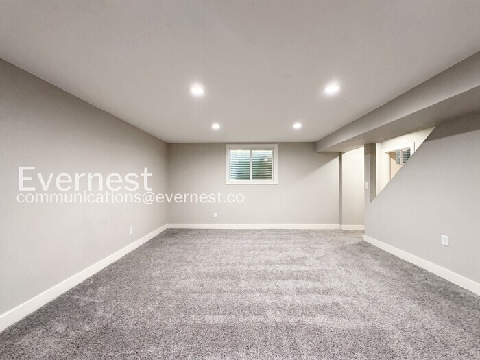 Building Photo - 18354 E Crestline Cir