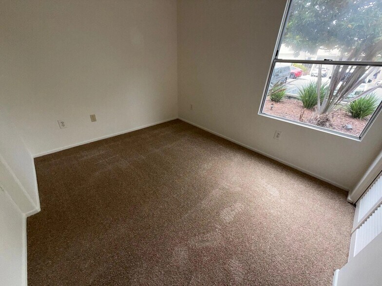 Building Photo - 1544 9th St