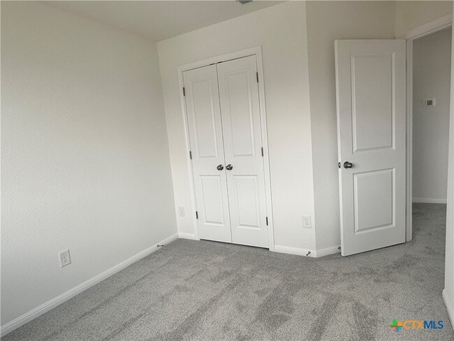 Building Photo - 124 Rollingwood Dr