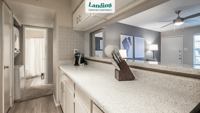 Building Photo - 16339 Stuebner Airline Rd