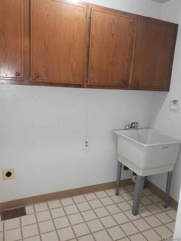 Building Photo - 5057 Prentis Dr