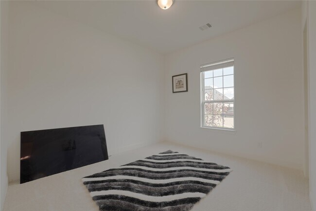 Building Photo - 7707 Lavender Ct
