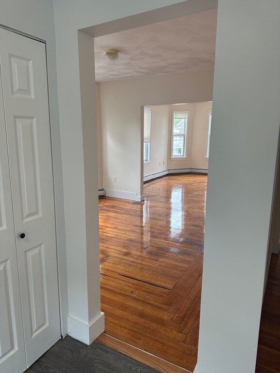 Building Photo - 16 Mason St