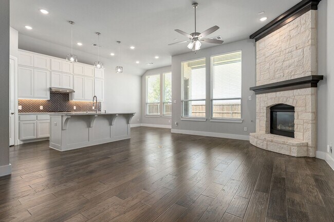 Building Photo - 2917 Saltwood Ct