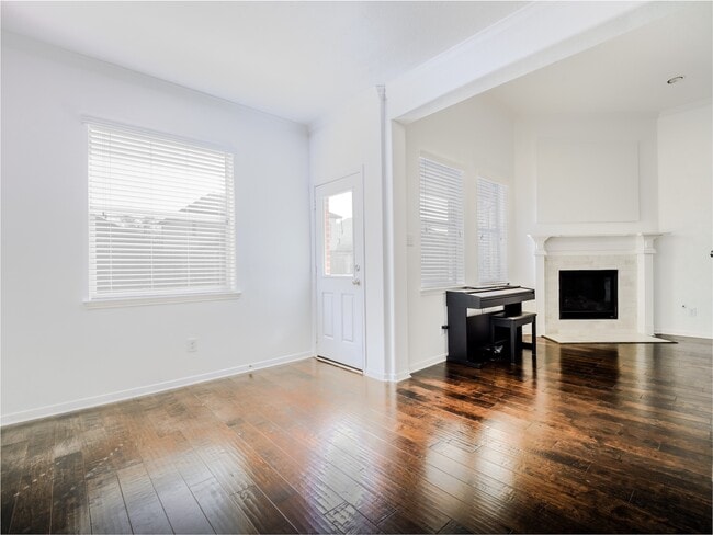 Building Photo - 24531 Via Salerno Ct