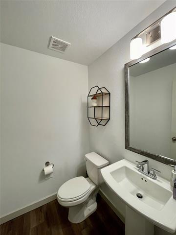 Building Photo - 1345 Ethan Dr