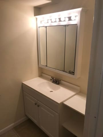 Building Photo - 140 Green Turtle Ln