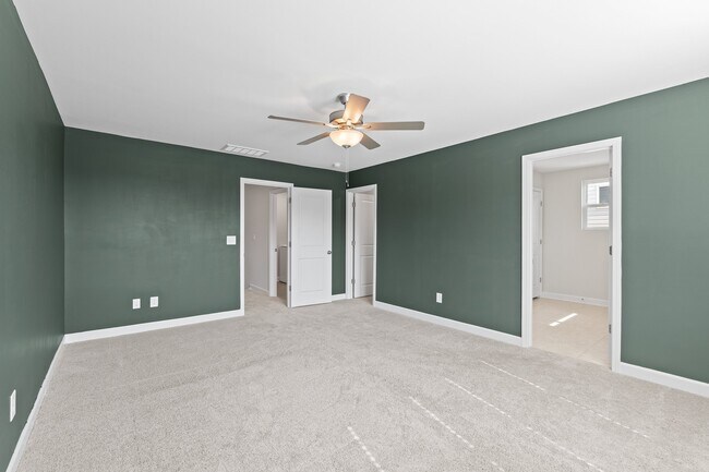 Building Photo - 35 Village Edge Dr
