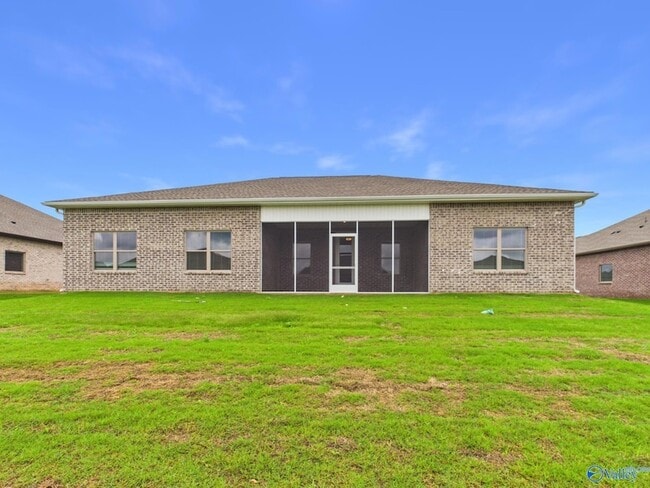 Building Photo - 22619 Donahue Dr