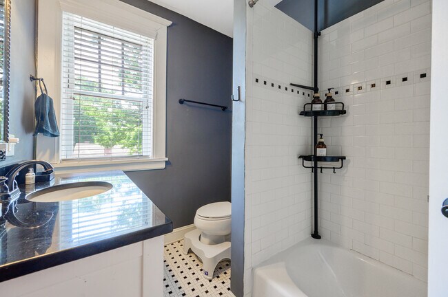 Shared upstairs bath - 1608 Fayetteville St