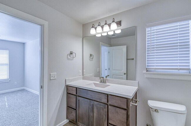 Building Photo - 3313 Mt Nebo Dr