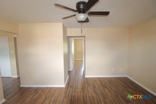 Building Photo - 304 Erby Ave