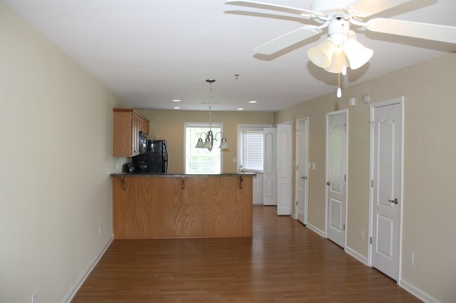 Building Photo - 232 Epps Bridge Rd