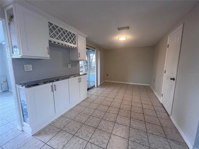 Building Photo - 13632 Stacey Dr