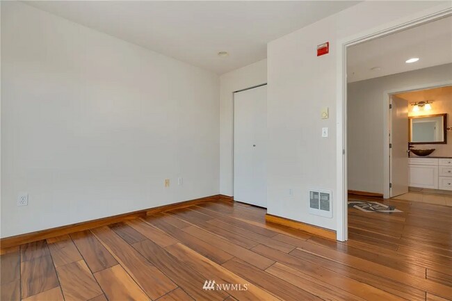 Bedroom 1 - 321 10th Ave S