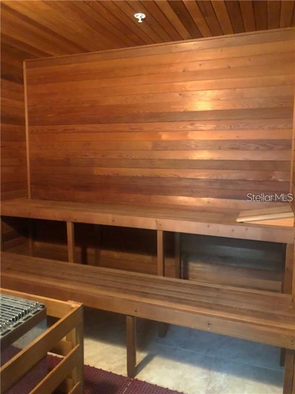 Building Photo - 400 Island Way