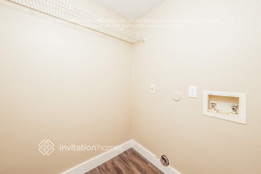 Building Photo - 22548 Middletown Dr