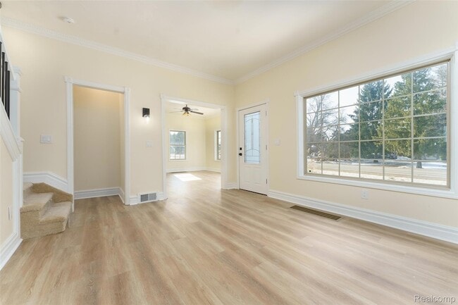 Building Photo - 3342 Oak Grove Rd