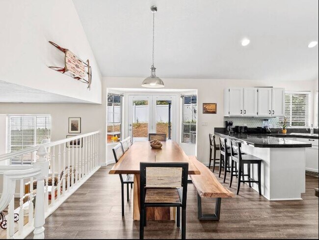 Primary Photo - 11792 S 1700 E