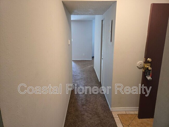Building Photo - 7511 Pitch Pine Cir