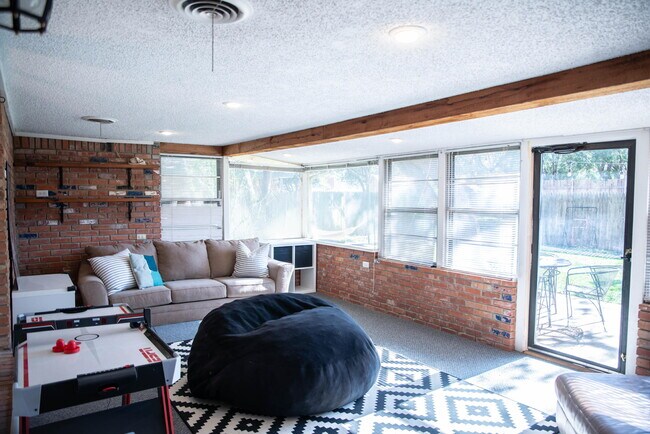 Building Photo - 3405 59th St