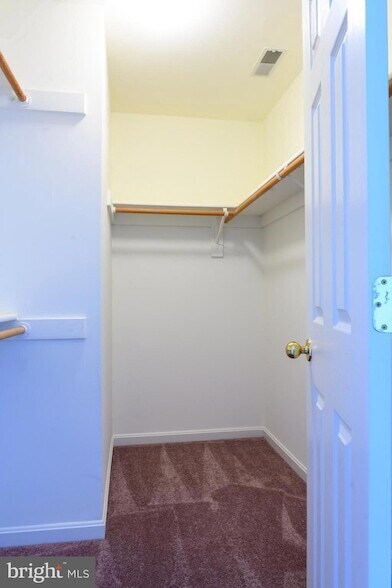 Building Photo - 3842 Koval Ln