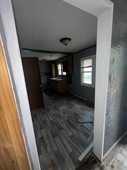 Building Photo - 2332 Renois Ln