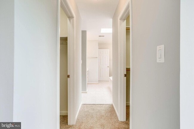 Building Photo - 26161 Rachel Hill Dr
