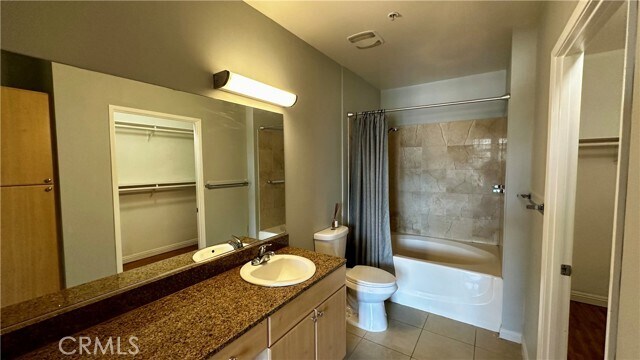 Building Photo - 388 E Ocean Blvd