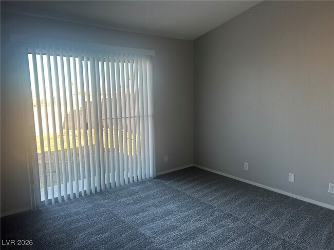 Building Photo - 948 Chaps Cir