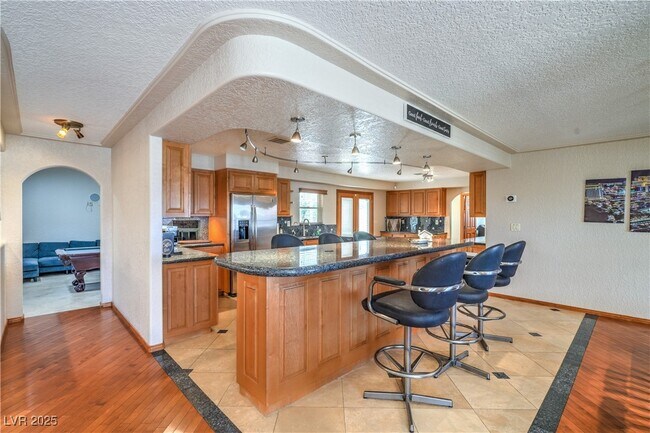 Building Photo - 3480 W Mesa Verde Ln